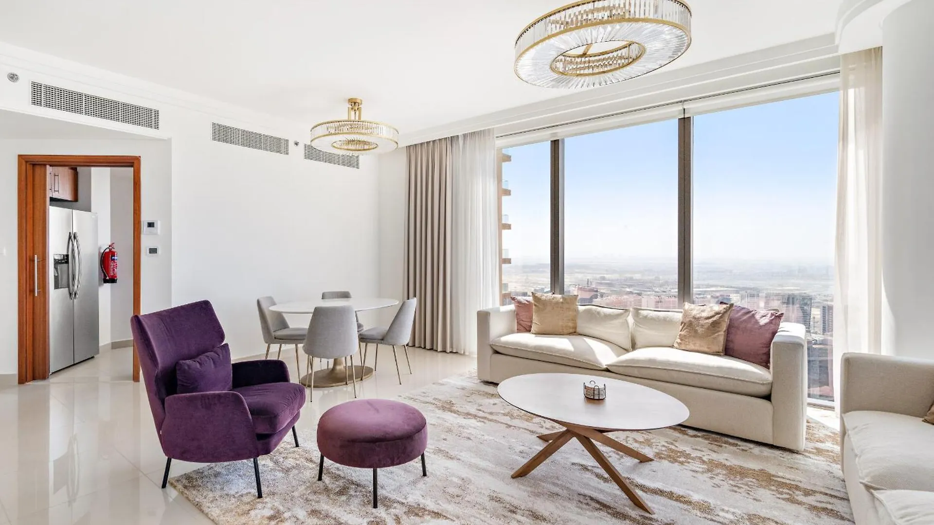 Vayk - Luxurious 2 Bedroom Apartment In Downtown Dubai location